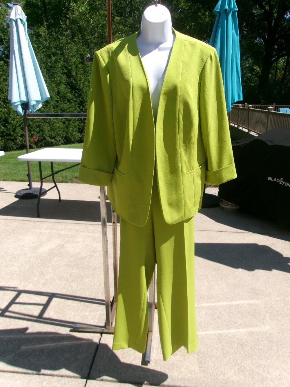 NWT KASPER GREEN PANTS SUIT 20W